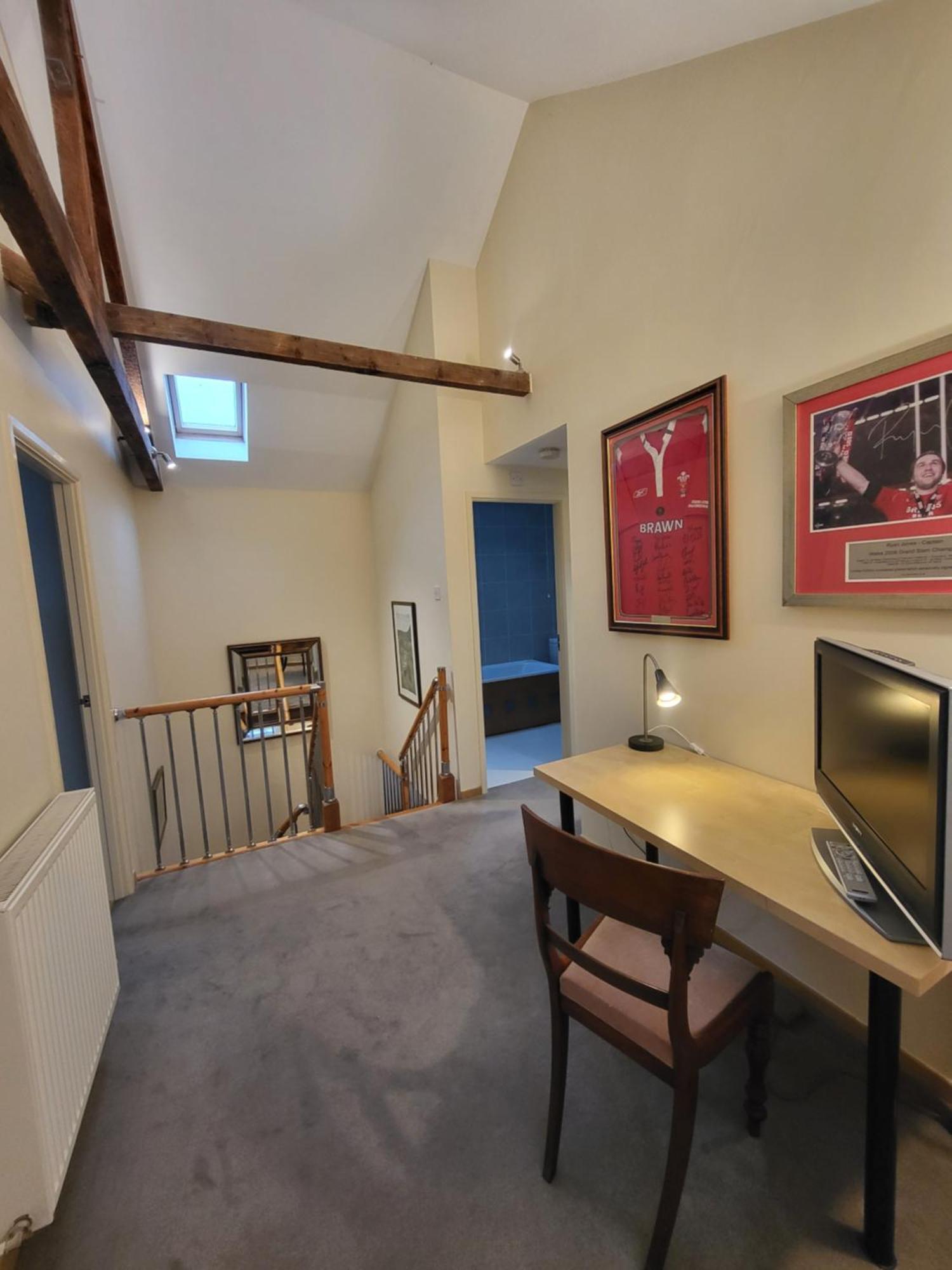 The Coach House Villa Cheltenham Bagian luar foto