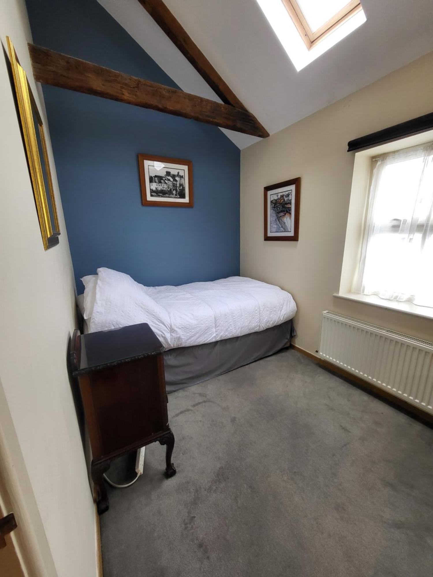 The Coach House Villa Cheltenham Bagian luar foto