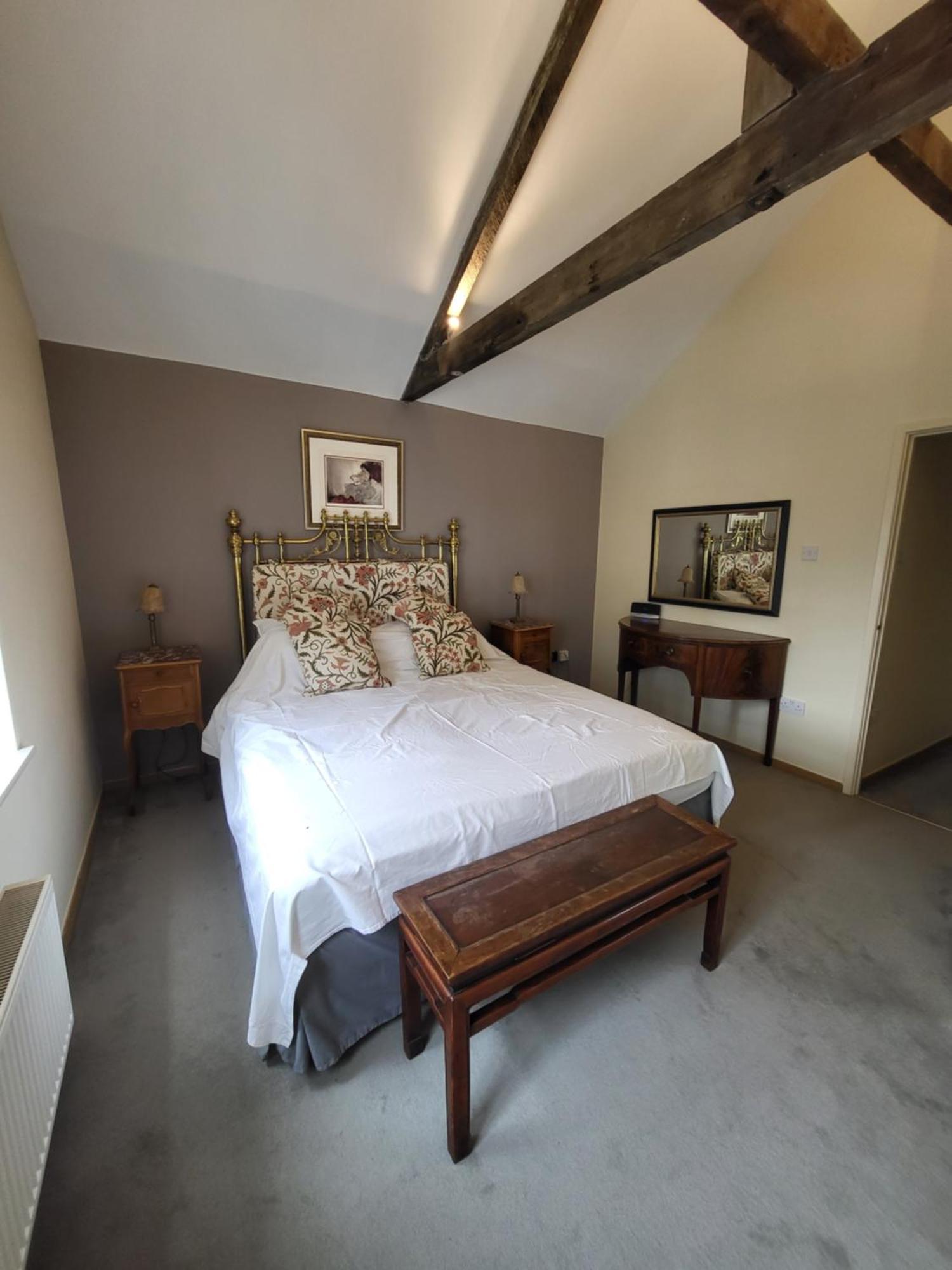 The Coach House Villa Cheltenham Bagian luar foto