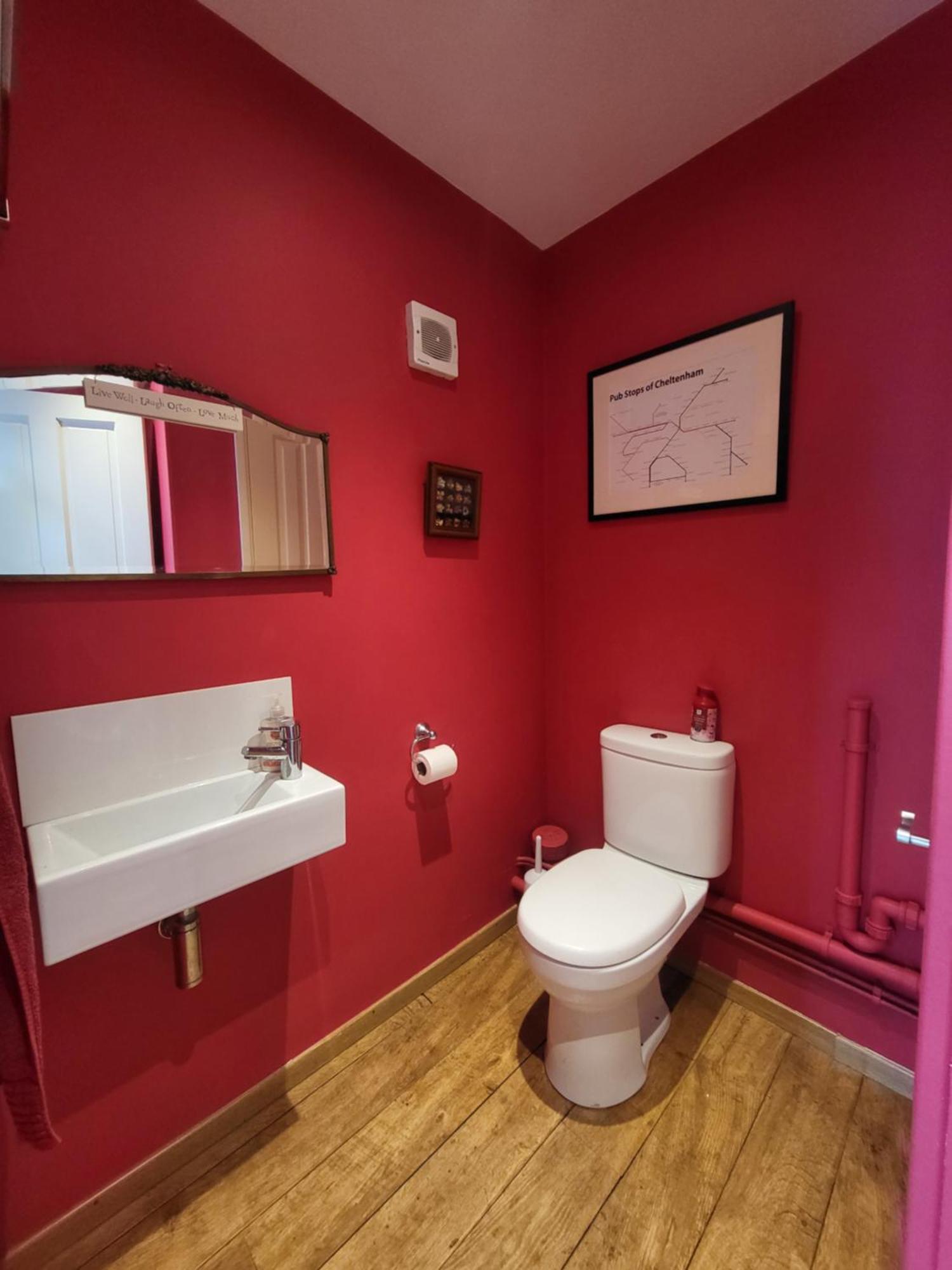 The Coach House Villa Cheltenham Bagian luar foto